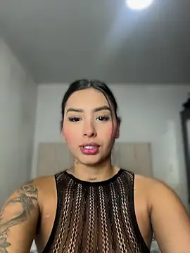 MiaaRoss online show from 07/17/26, 11:53