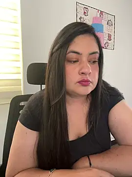 Antonella Bernal  online show from 07/16/26, 01:39