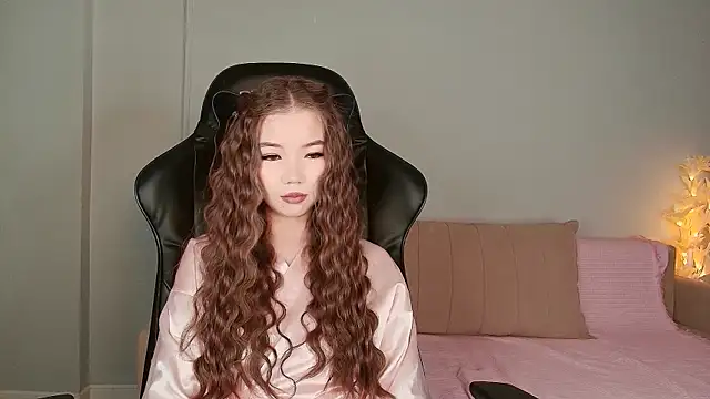 sophiesoft online show from 07/18/26, 04:49