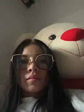 Snapshot of Hott_Bunny chatting on 07/20/26, 10:23 Hott Bunny online show from 07/20/26, 10:23