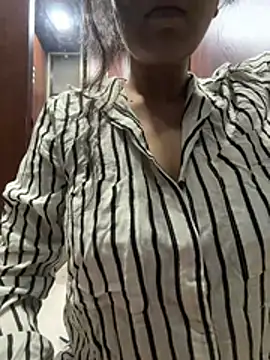 Snapshot of Tanya-love chatting on 07/21/26, 05:26 Tanya-love online show from 07/21/26, 05:26