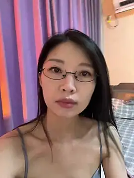 Snapshot of 77qiqi-7777 chatting on 07/21/26, 08:49 77qiqi-7777 online show from 07/21/26, 08:49