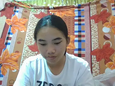 Snapshot of lovely_marie20 chatting on 07/22/26, 02:42 lovely marie20 online show from 07/22/26, 02:42