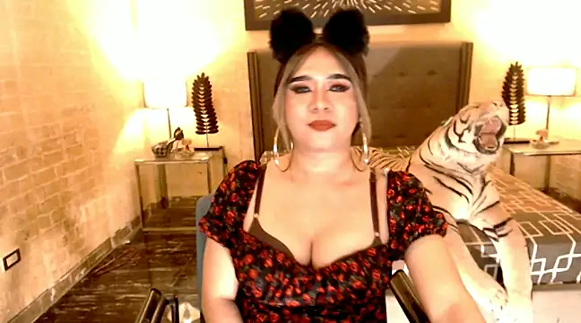 BigCumHuntersxx online show from 02/05/25, 11:02