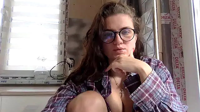 Snapshot of Santaris chatting on 07/23/26, 12:47 Santaris online show from 07/23/26, 12:47