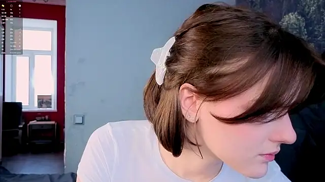 Anny liis online show from 07/24/26, 08:12
