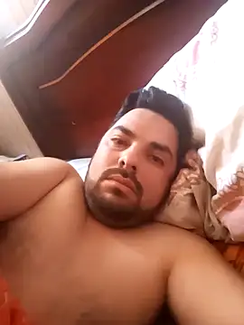 robredoj online show from 10/13/25, 04:40