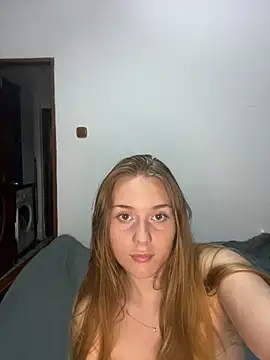 sweetsophiee20 online show from 08/02/26, 07:12