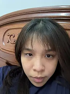 Lolilolii001 online show from 07/26/26, 04:25