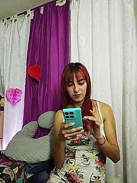 jessierocketx online show from 03/12/26, 07:42