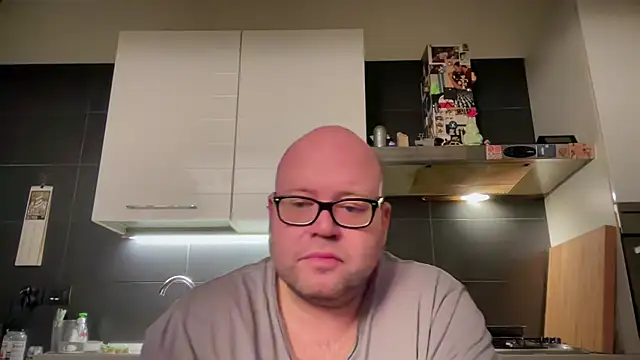 theitalianbear online show from 12/24/24, 02:54