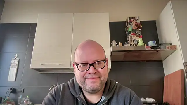 theitalianbear online show from 02/10/25, 01:44