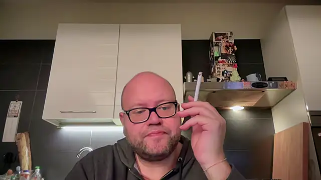 theitalianbear online show from 02/13/25, 05:33