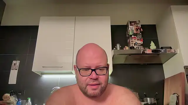 theitalianbear online show from 09/12/25, 04:01