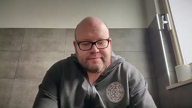 theitalianbear online show from 10/03/25, 07:05