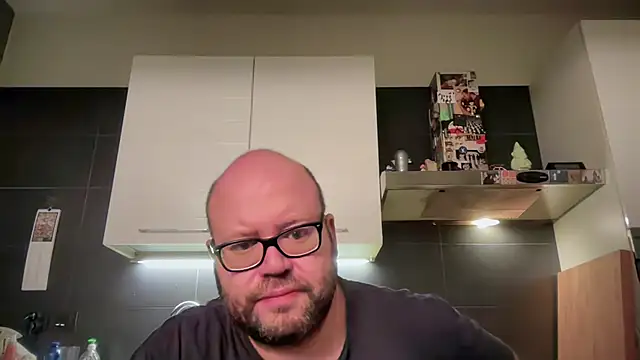 theitalianbear online show from 10/14/25, 02:34