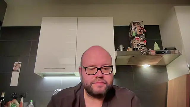theitalianbear online show from 11/12/25, 03:18