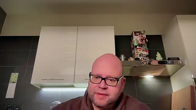 theitalianbear online show from 03/26/26, 03:45