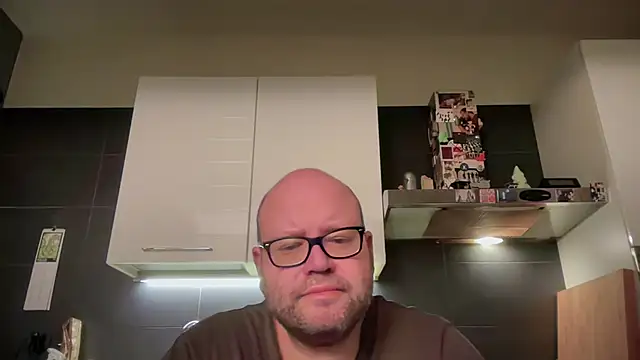 theitalianbear online show from 05/05/26, 01:57