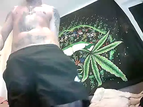 Snapshot of MagicStickBoy chatting on 02/04/25, 09:49 MagicStickBoy online show from 02/04/25, 09:49