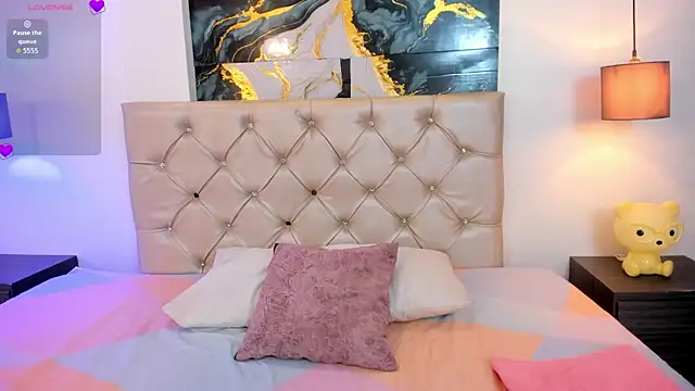 Littlee Noemi online show from 08/01/26, 11:09