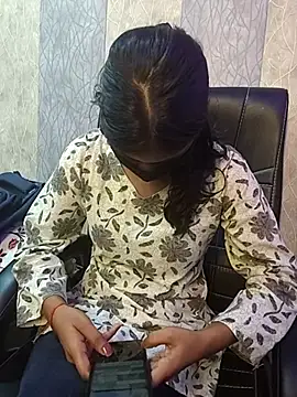 Shivani hot online show from 07/27/26, 06:42