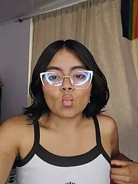 MoonVanesa online show from 08/02/26, 04:05