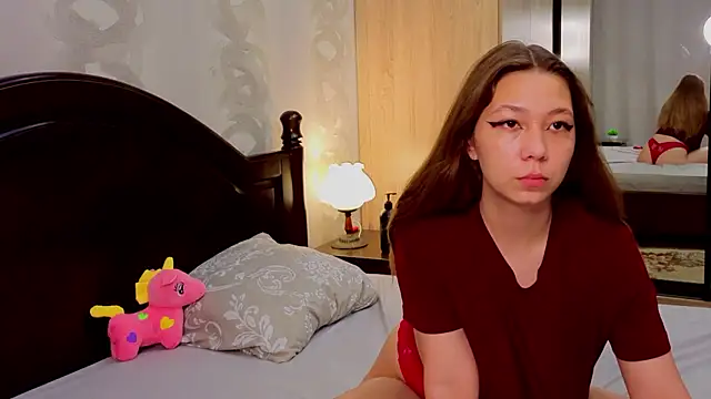 honey blossom   online show from 07/30/26, 11:31