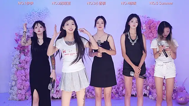 Snapshot of GirlsClub-778 chatting on 07/29/26, 12:58 GirlsClub-778 online show from 07/29/26, 12:58