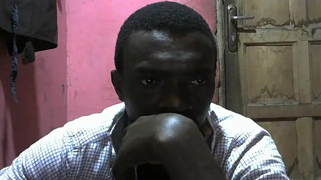 Snapshot of blakkvirus chatting on 09/18/25, 12:34 blakkvirus online show from 09/18/25, 12:34