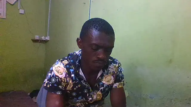 Snapshot of blakkvirus chatting on 11/23/25, 08:36 blakkvirus online show from 11/23/25, 08:36