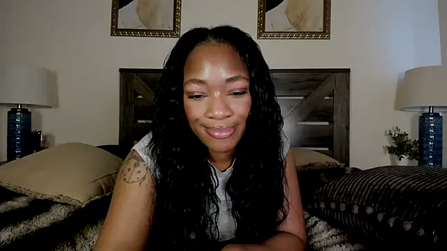 nicolesolace online show from 05/16/26, 09:24
