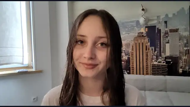 EvaSoShy online show from 08/06/26, 08:49