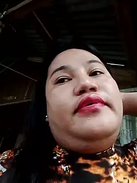 Andrea0414 online show from 10/27/25, 11:31