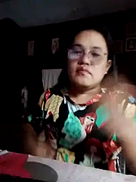 Snapshot of Andrea0414 chatting on 08/01/26, 08:57 Andrea0414 online show from 08/01/26, 08:57