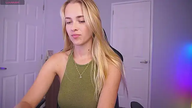 DanikaDillan online show from 01/23/25, 01:41