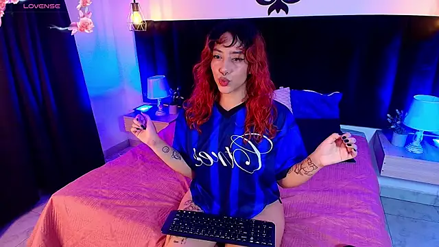 Snapshot of Tatiana__torres chatting on 08/01/26, 11:31 Tatiana torres online show from 08/01/26, 11:31