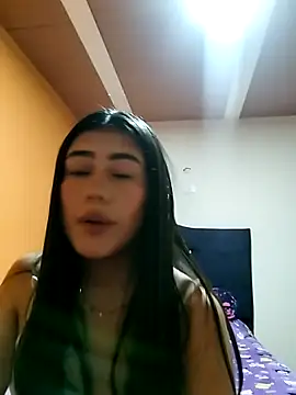 Snapshot of Maya_Rave_ chatting on 08/07/26, 03:30 Maya Rave online show from 08/07/26, 03:30