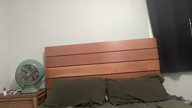 AlexisCash610 online show from 08/03/26, 06:44