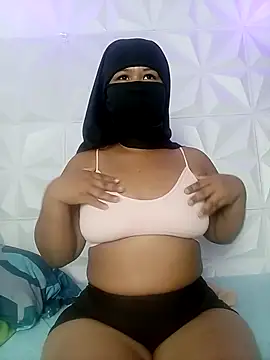 DALILAA CURVY online show from 08/04/26, 09:50