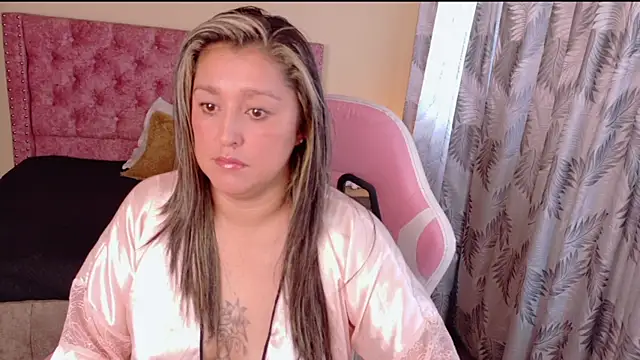 miss chantall online show from 08/04/26, 08:44