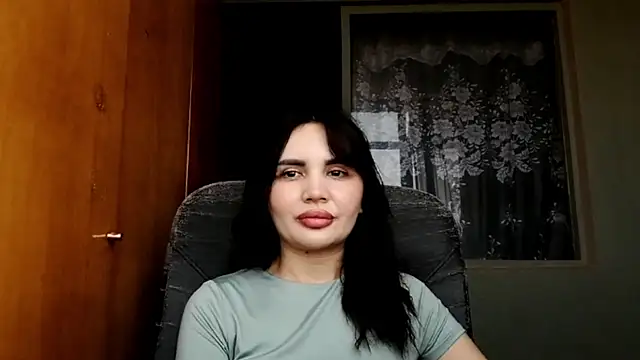 ElviaSloane online show from 08/06/26, 08:27