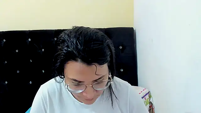 Snapshot of MARILYN_GARCIA chatting on 01/05/25, 03:55 MARILYN GARCIA online show from 01/05/25, 03:55