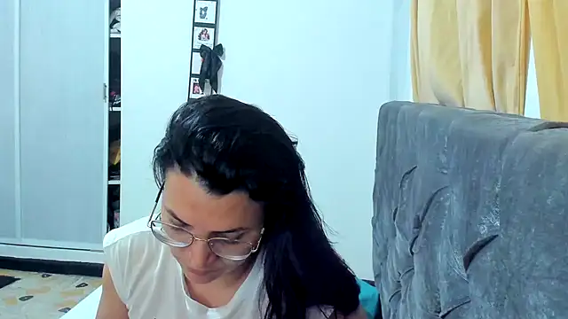 Snapshot of MARILYN_GARCIA chatting on 01/11/25, 12:22 MARILYN GARCIA online show from 01/11/25, 12:22