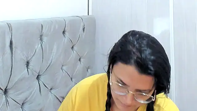 Snapshot of MARILYN_GARCIA chatting on 01/12/25, 04:50 MARILYN GARCIA online show from 01/12/25, 04:50