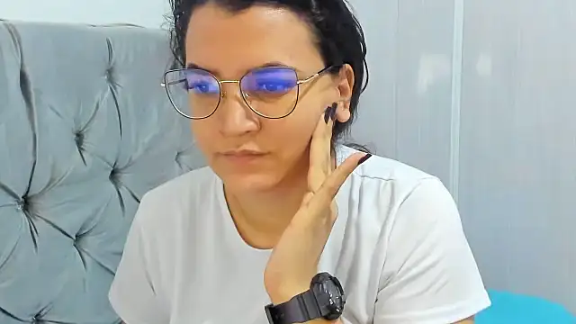 Snapshot of MARILYN_GARCIA chatting on 01/19/25, 01:55 MARILYN GARCIA online show from 01/19/25, 01:55