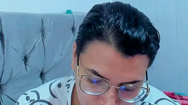 Snapshot of MARILYN_GARCIA chatting on 01/20/25, 04:45 MARILYN GARCIA online show from 01/20/25, 04:45