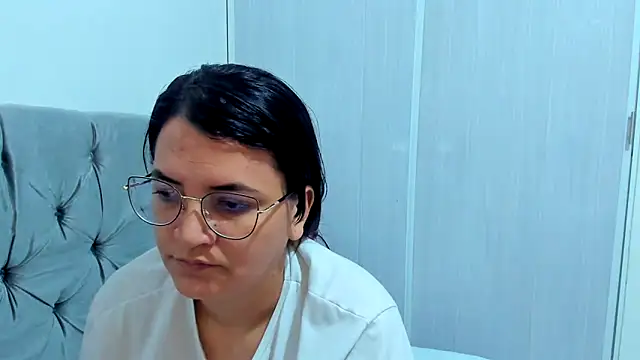 Snapshot of MARILYN_GARCIA chatting on 01/21/25, 02:48 MARILYN GARCIA online show from 01/21/25, 02:48