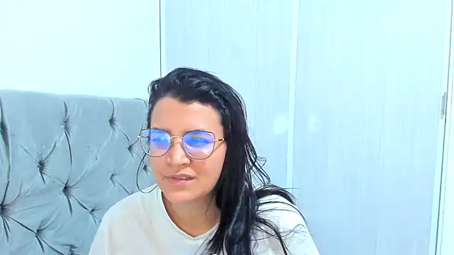 Snapshot of MARILYN_GARCIA chatting on 01/21/25, 05:51 MARILYN GARCIA online show from 01/21/25, 05:51