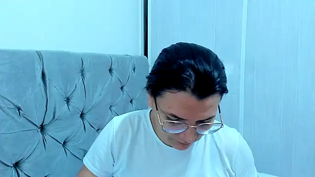 Snapshot of MARILYN_GARCIA chatting on 01/25/25, 05:19 MARILYN GARCIA online show from 01/25/25, 05:19